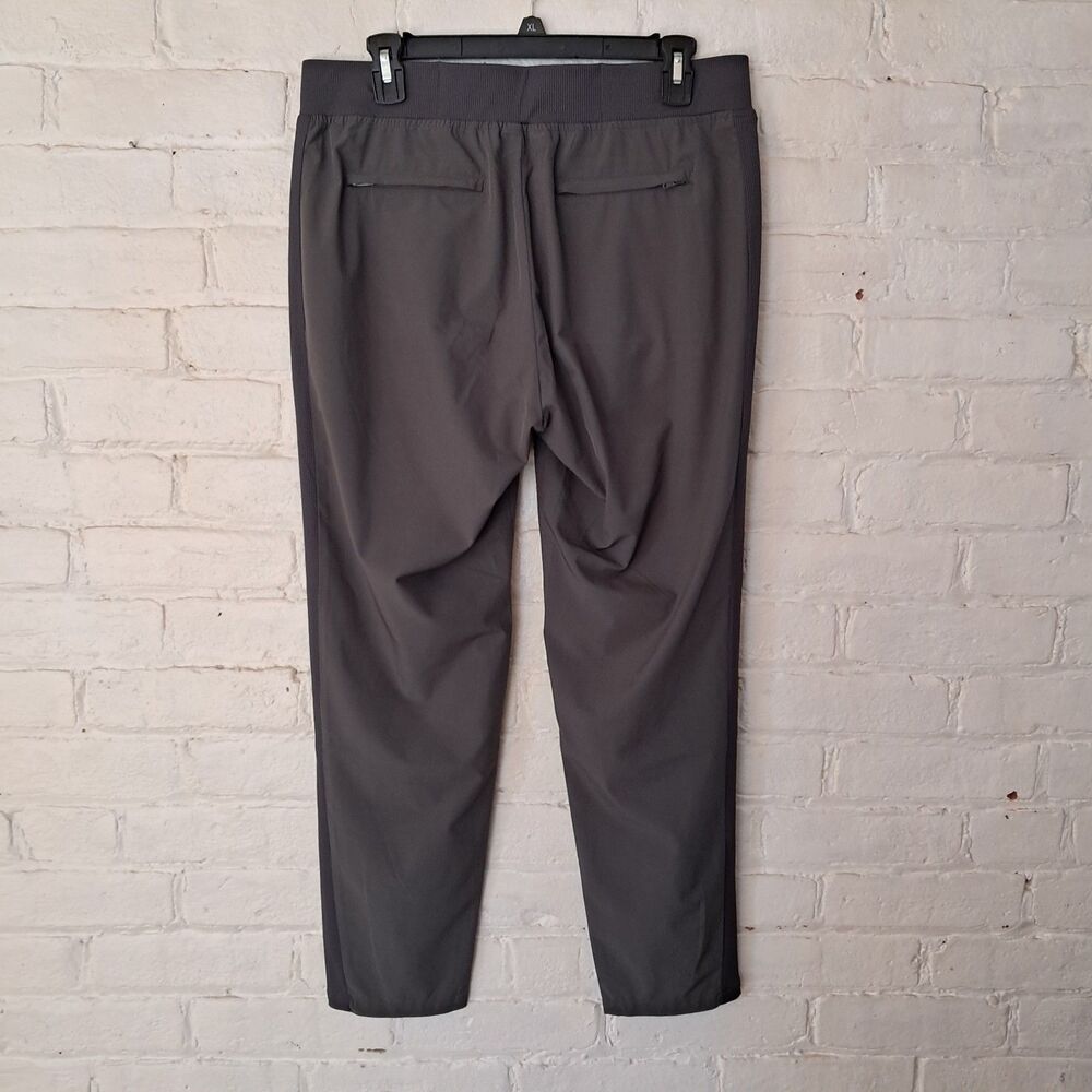 Quince Grey Performance Tech Ankle Pants Women Size M Pockets Commuter Stretch - Picture 2 of 8